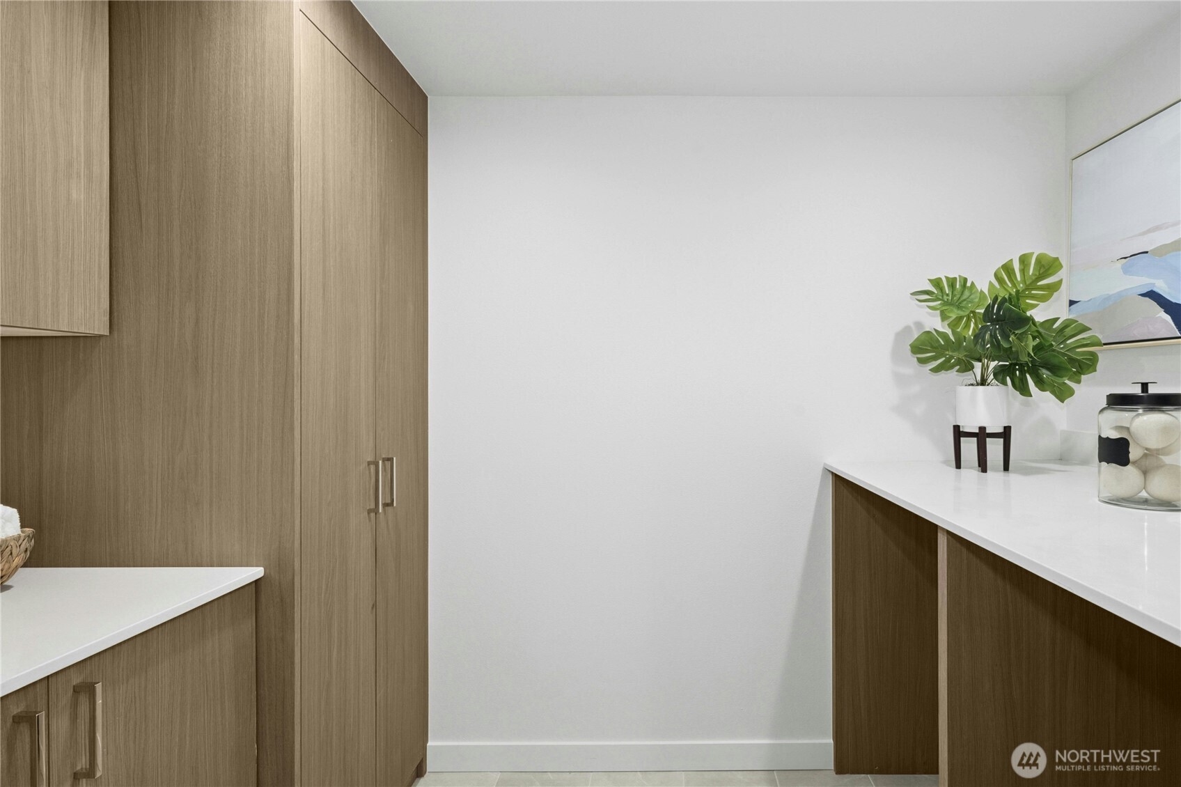 110 B 2nd Street Property Photo 16