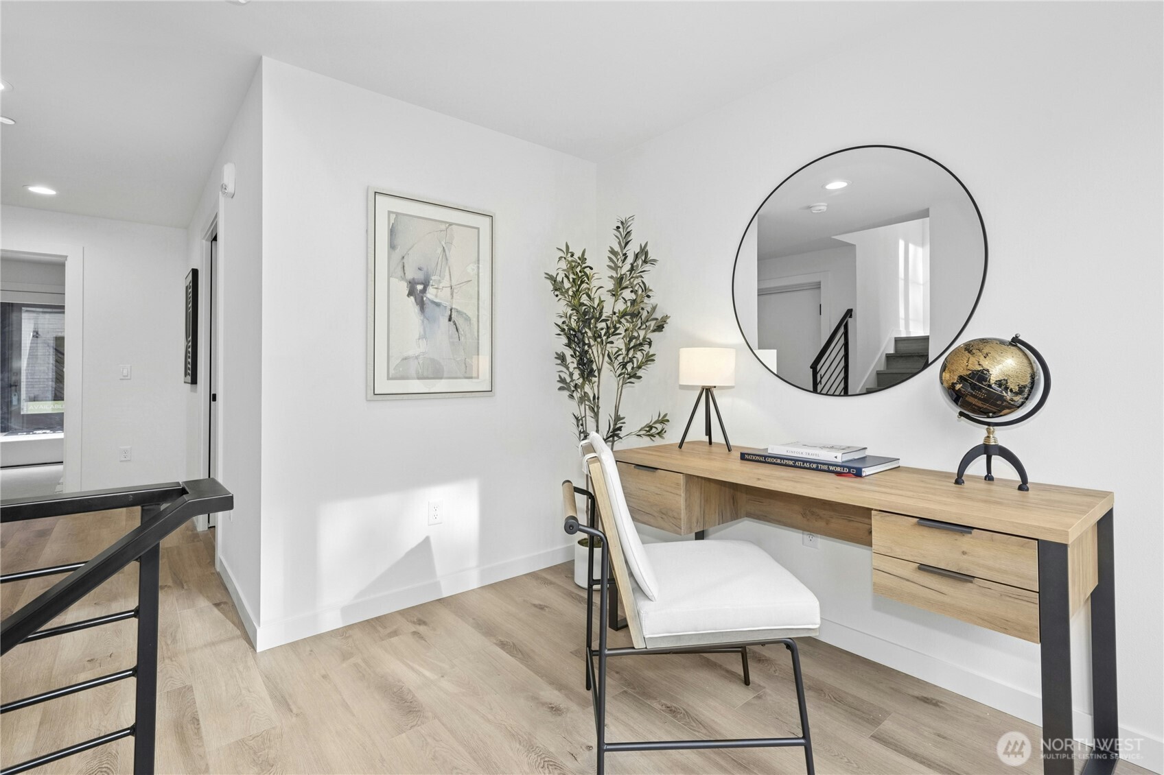 110 B 2nd Street Property Photo 25