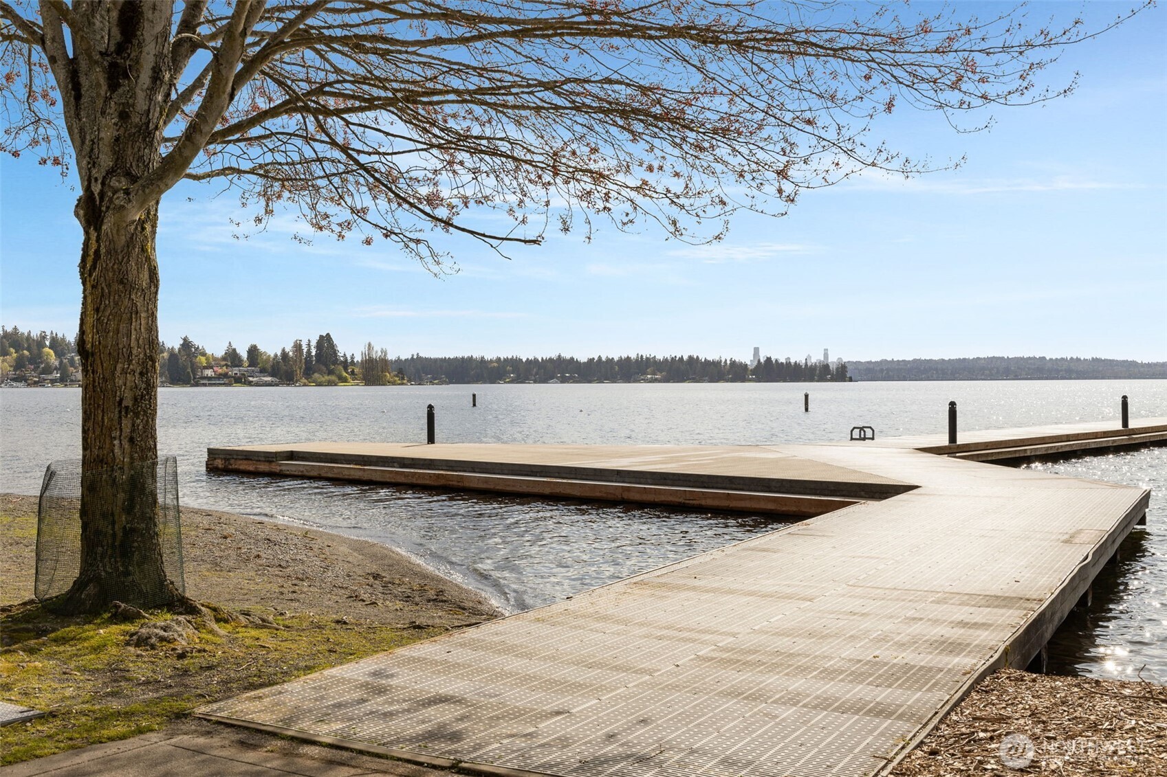 110 B 2nd Street Property Photo 31