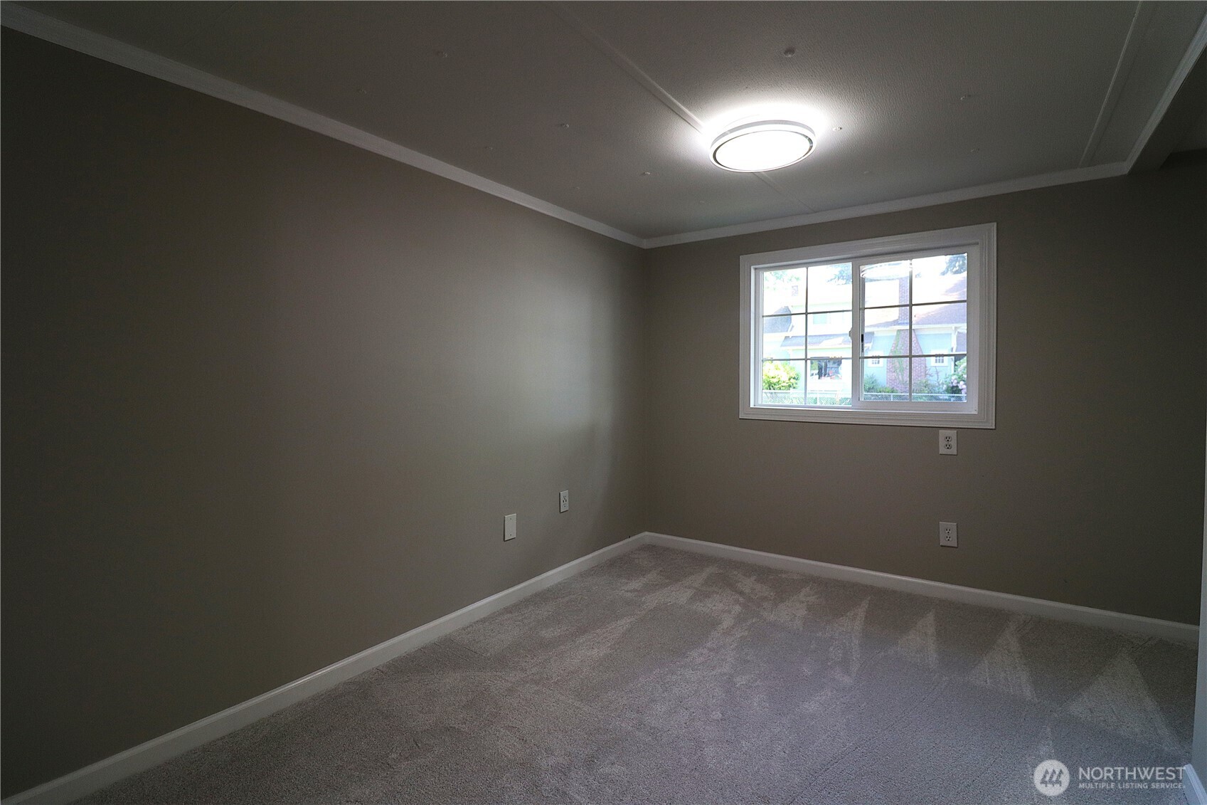 401 37th Street 104 Property Photo 19