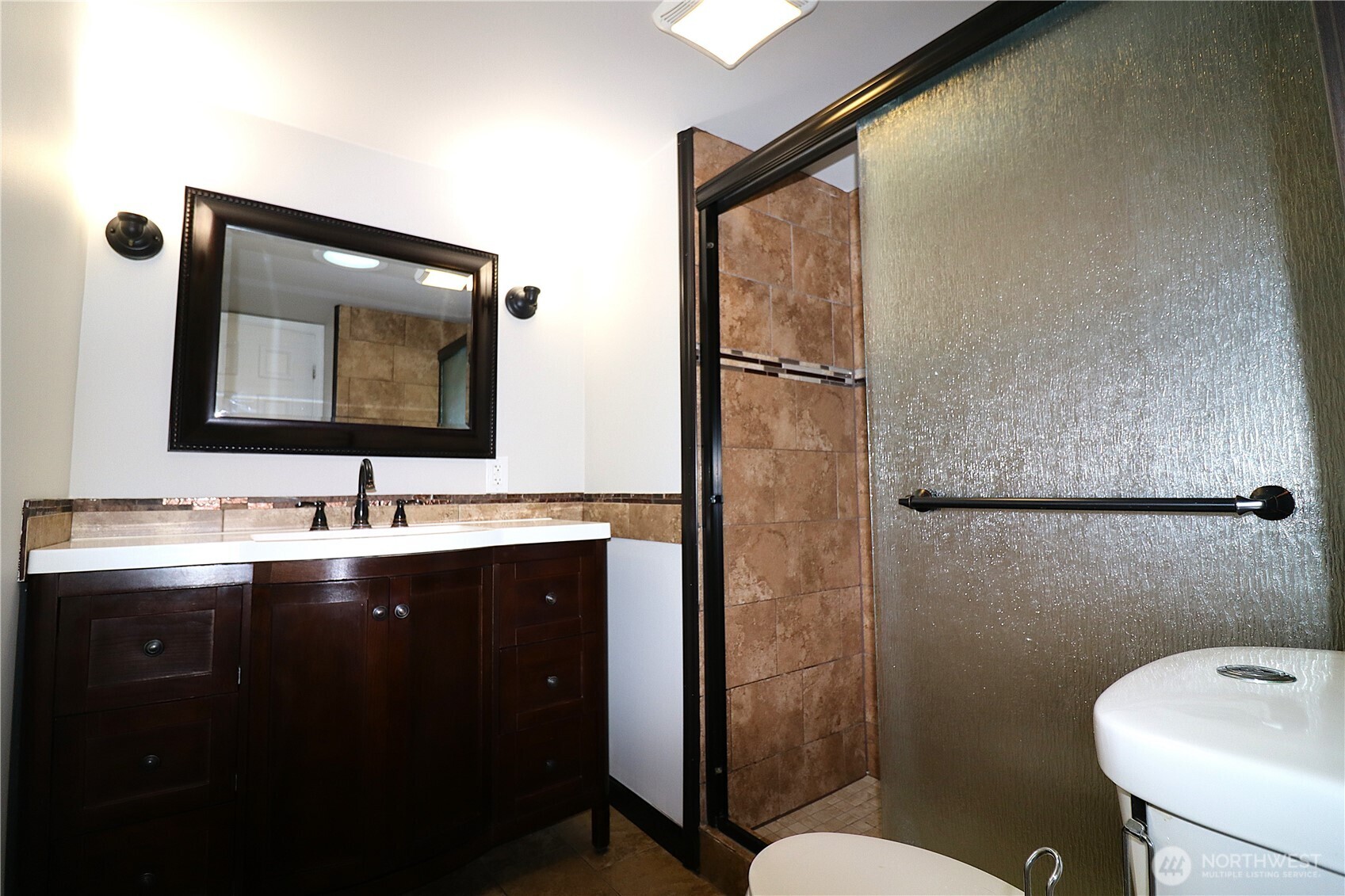 401 37th Street 104 Property Photo 22