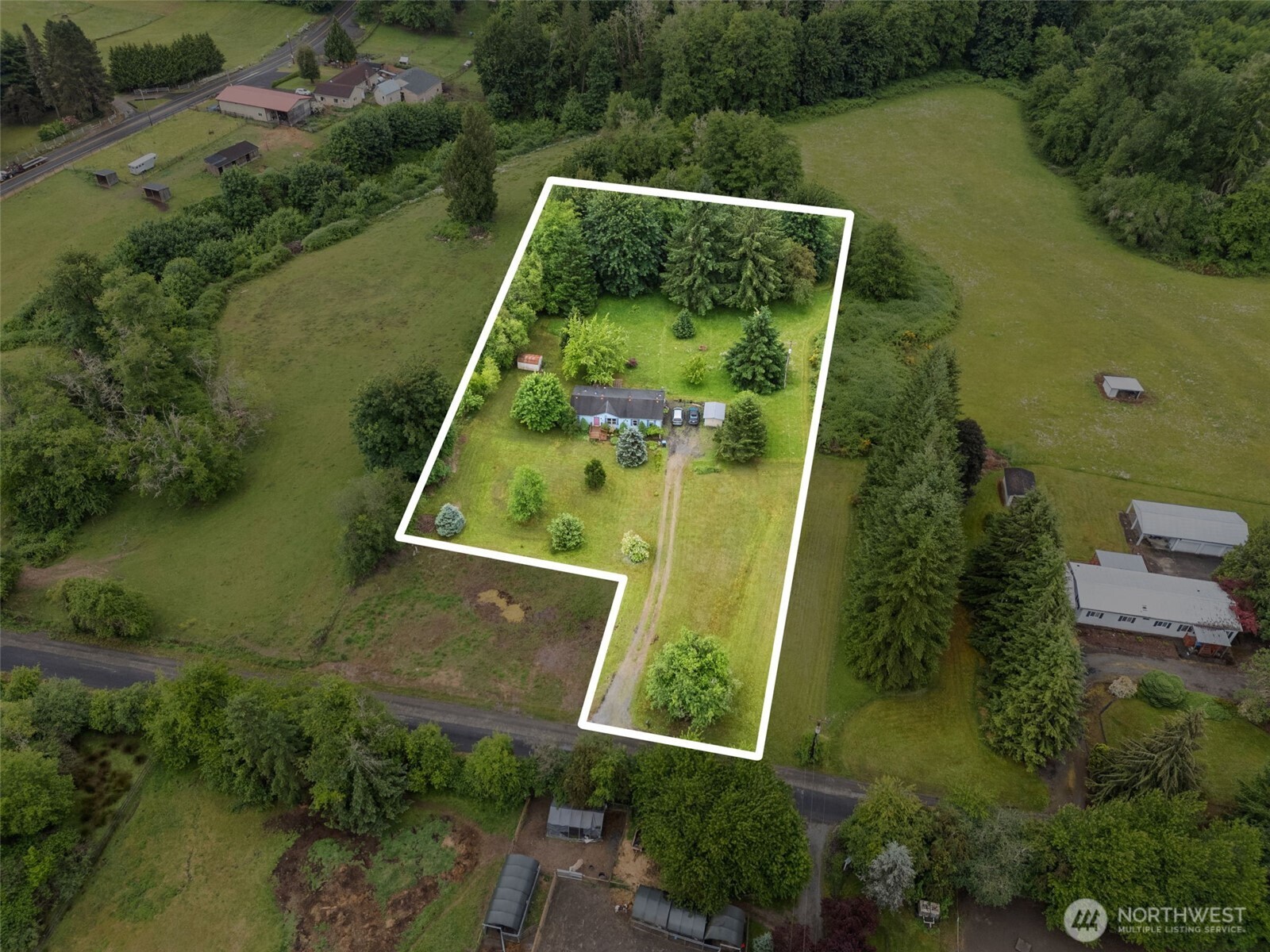 1201 8th Street Property Photo 2