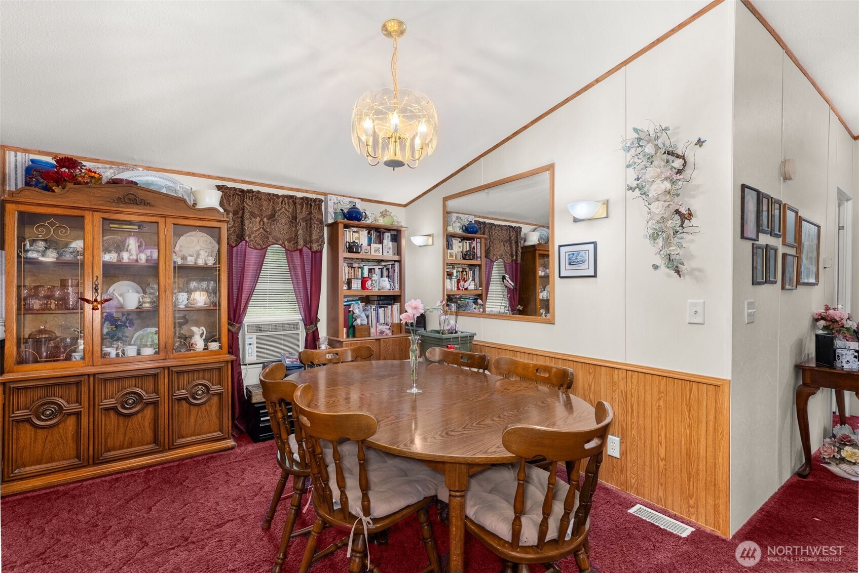 1201 8th Street Property Photo 7