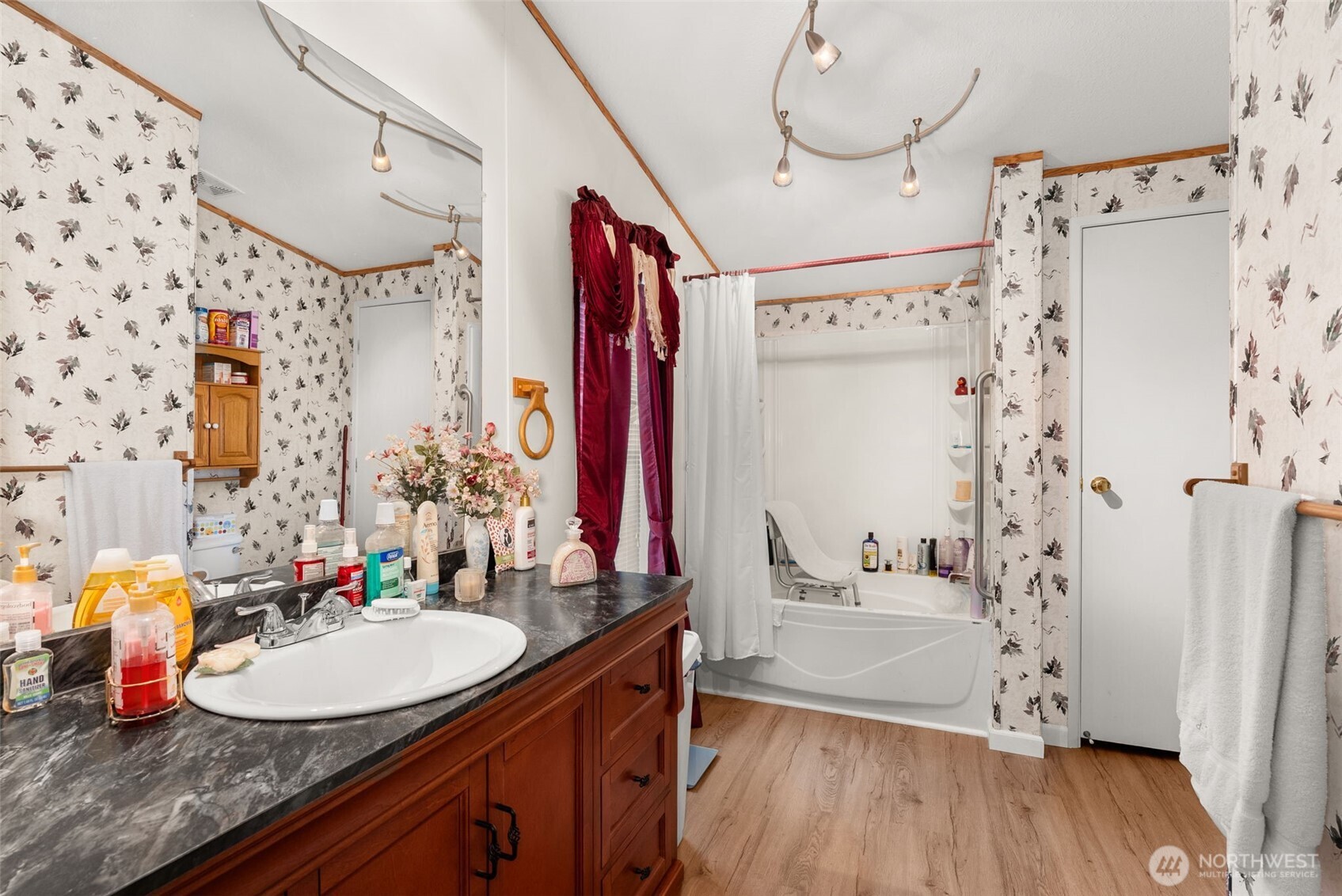 1201 8th Street Property Photo 14