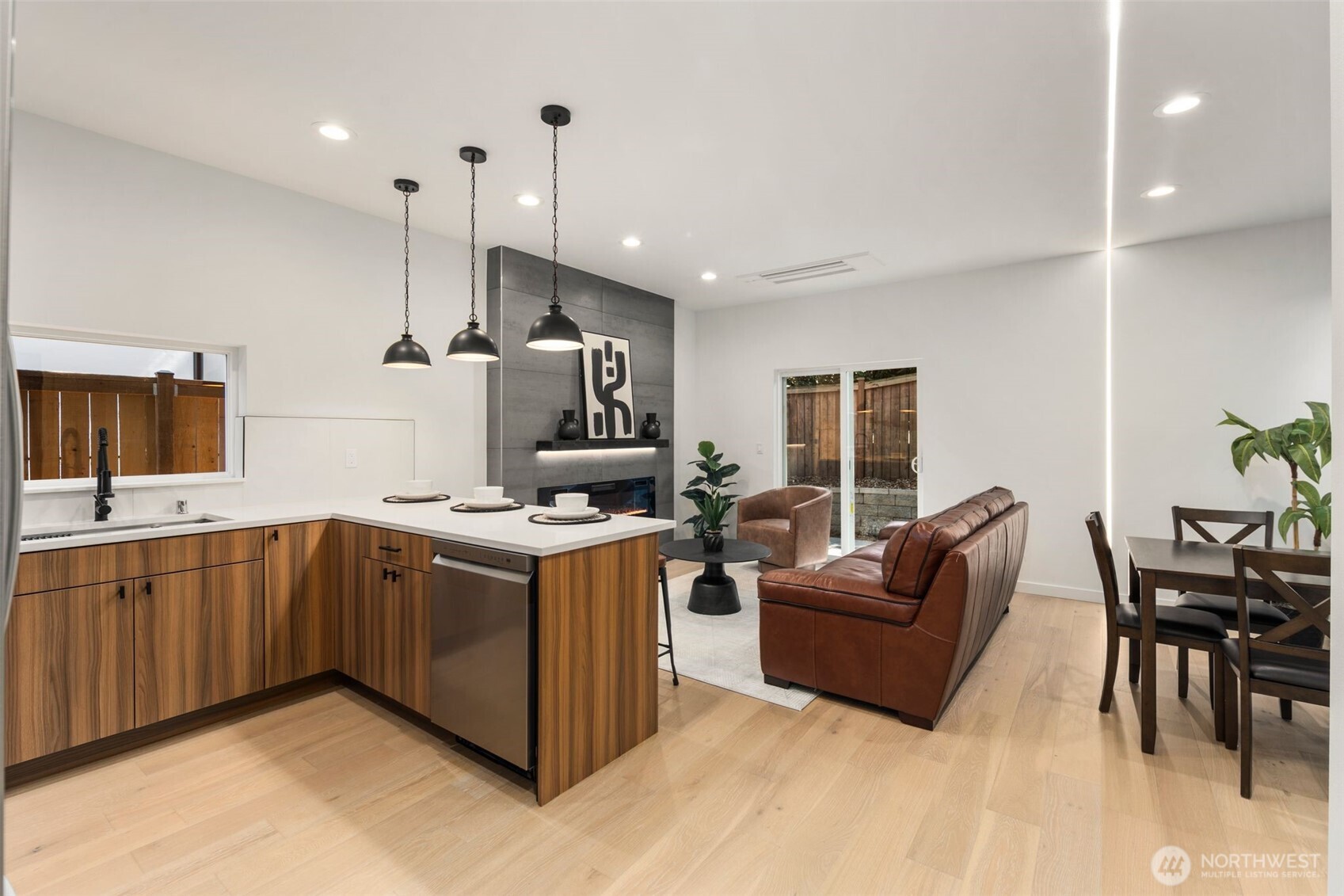 3807 Ne 89th Street Property Photo 5