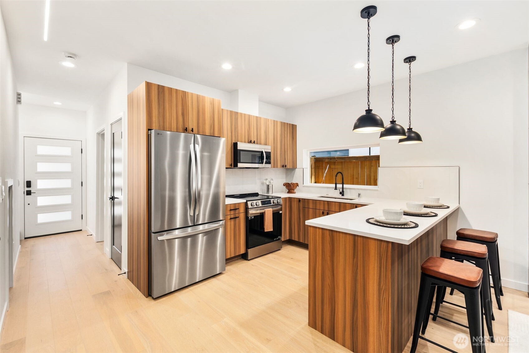 3807 Ne 89th Street Property Photo 7