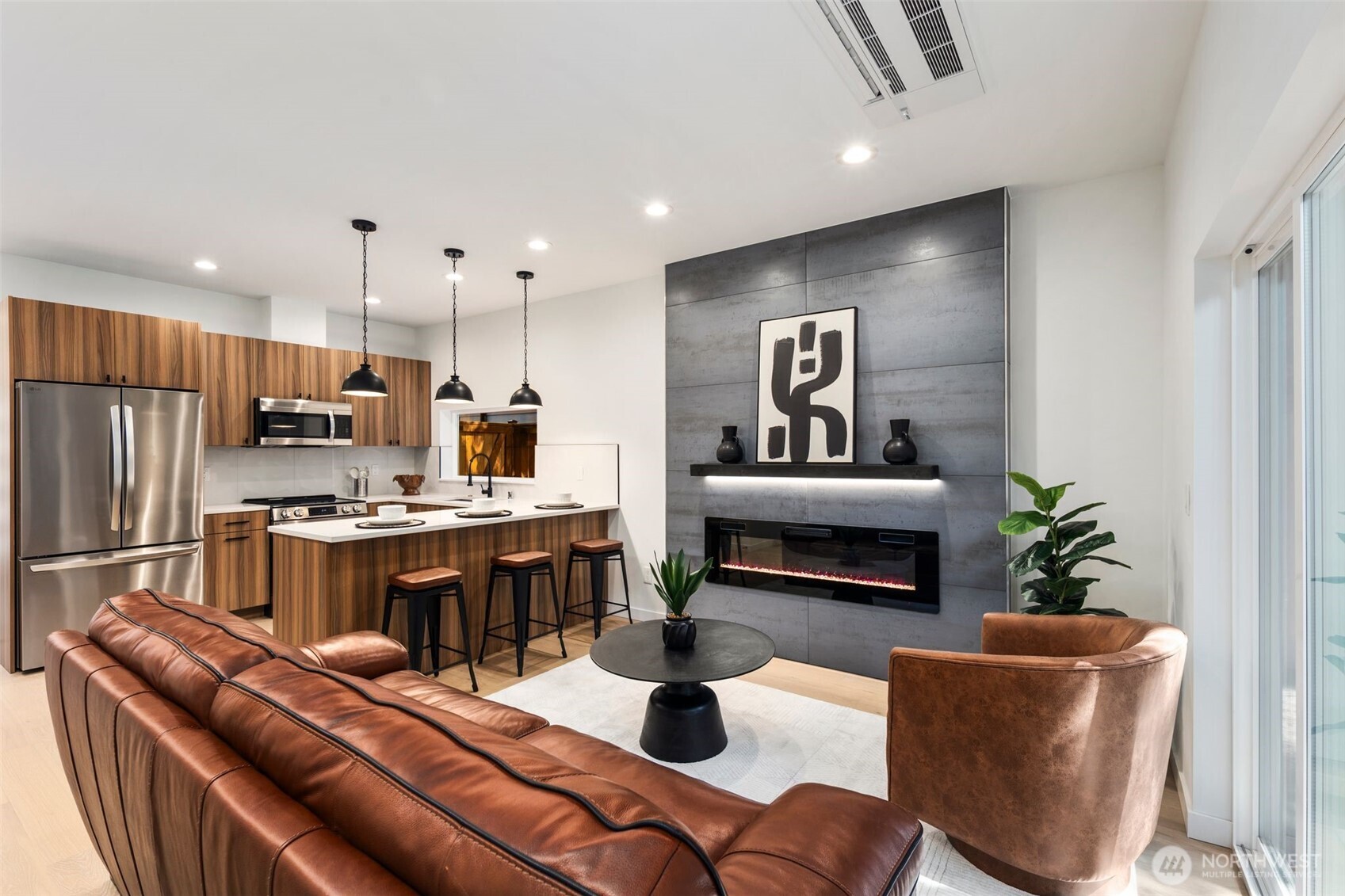 3807 Ne 89th Street Property Photo 9