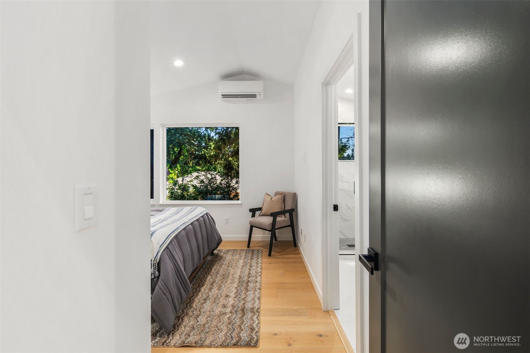 3807 Ne 89th Street Property Photo 18