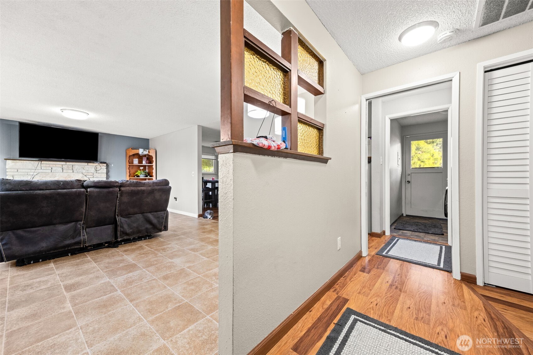 1209 Dundee Drive Property Photo 6