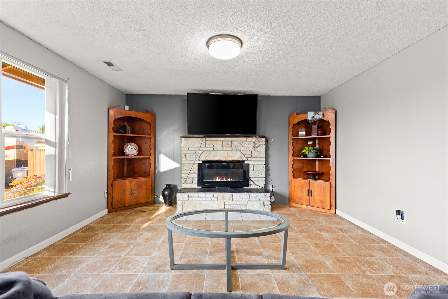 1209 Dundee Drive Property Photo 9