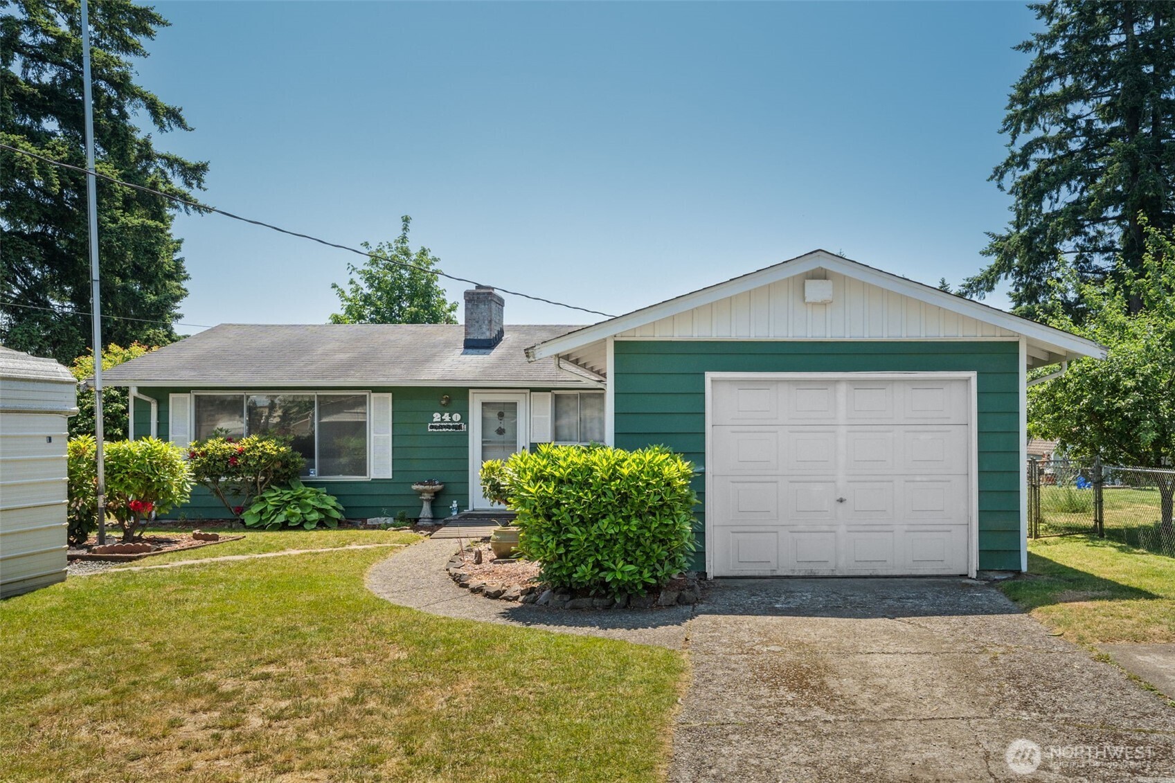 240 167th Street Property Photo 1