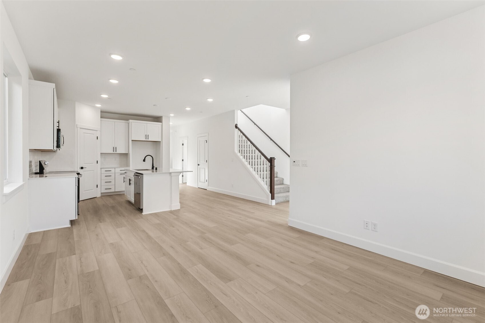 20620 97th Avenue Street 16 Property Photo 14