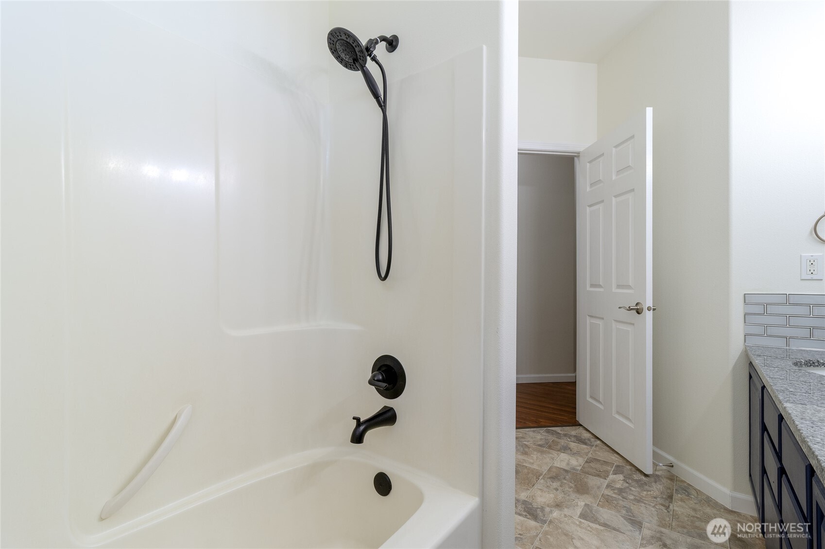 78 Cranbrook Lane Property Photo 20