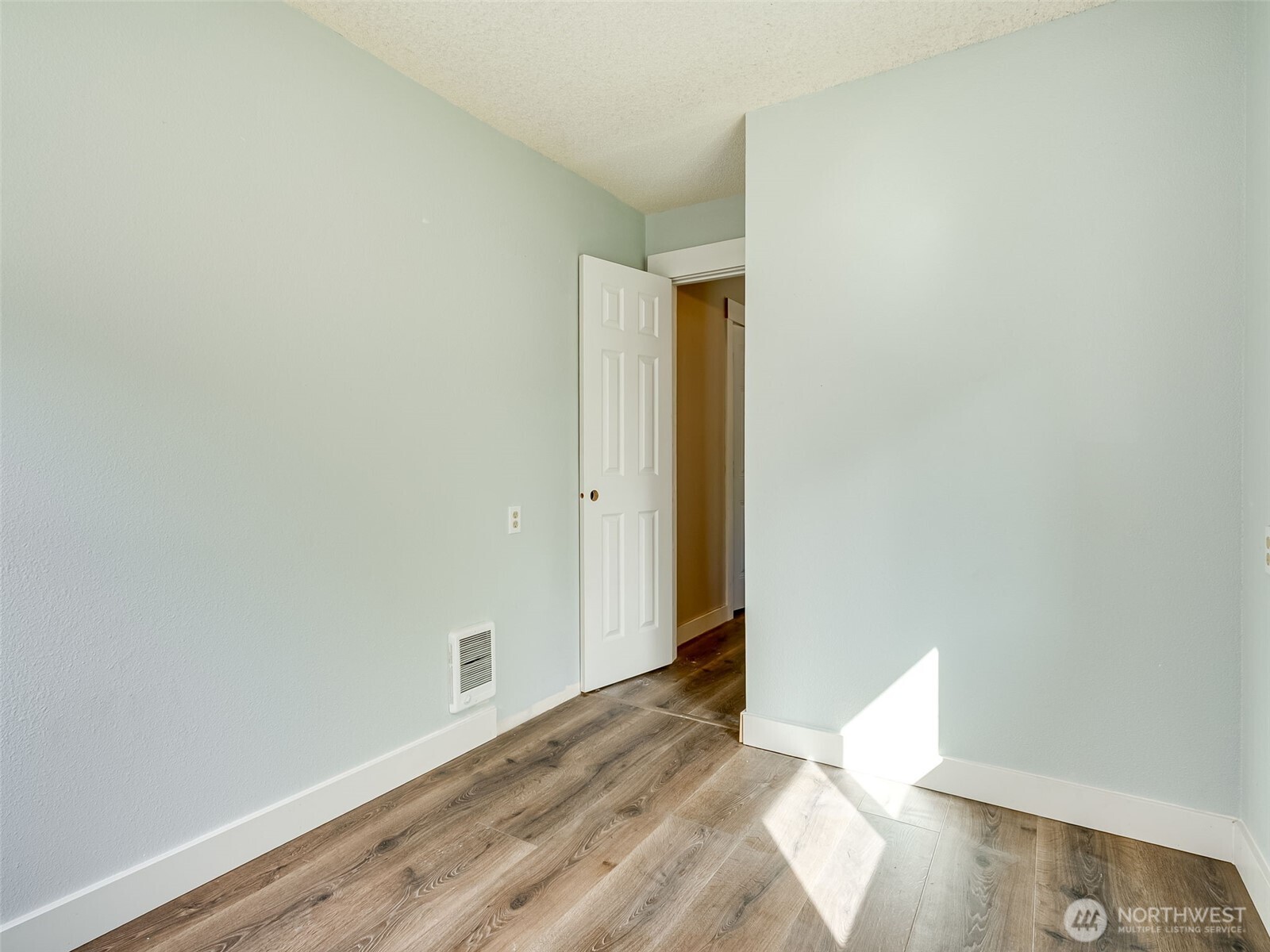 23725 Ne 16th Street Property Photo 18
