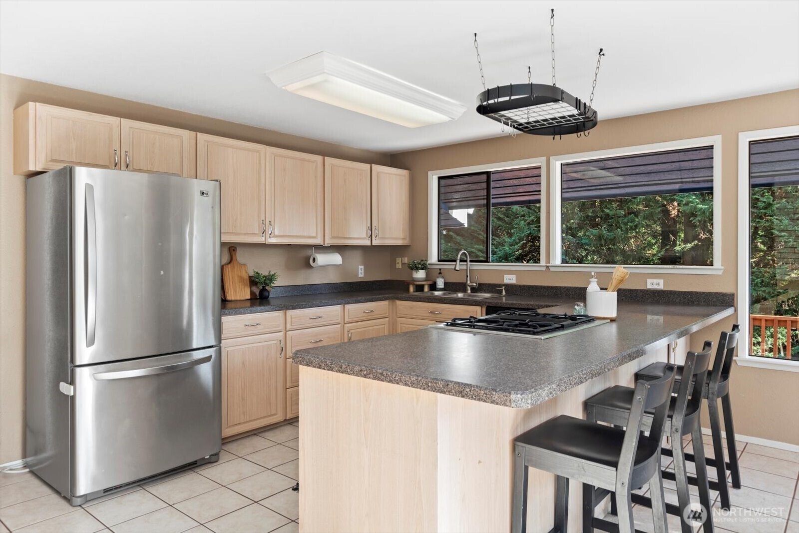 21907 3rd Avenue Property Photo 17