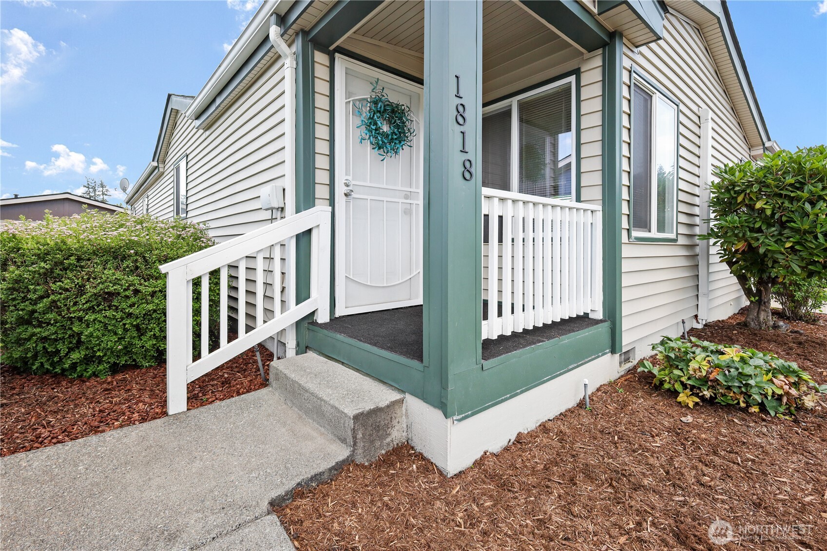 1818 138th Street Ct 146 Property Photo 2