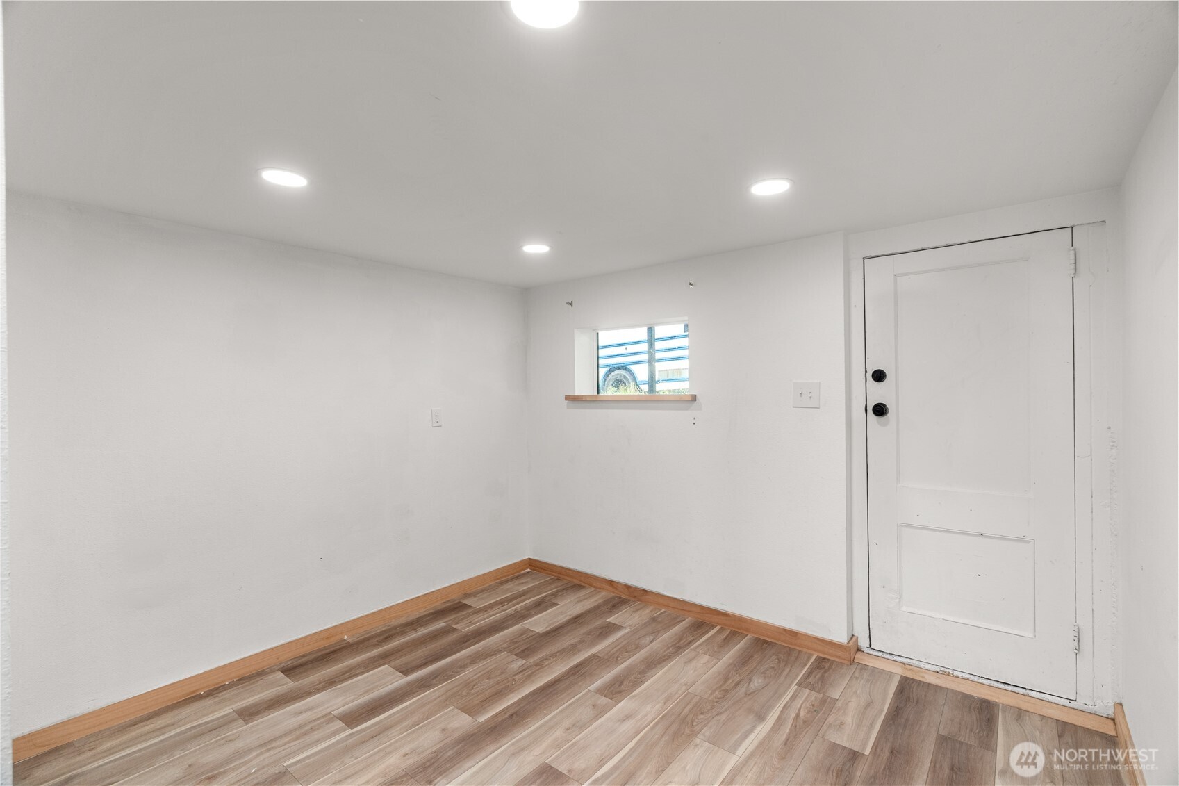 908 N Jeffries Street Property Photo 28