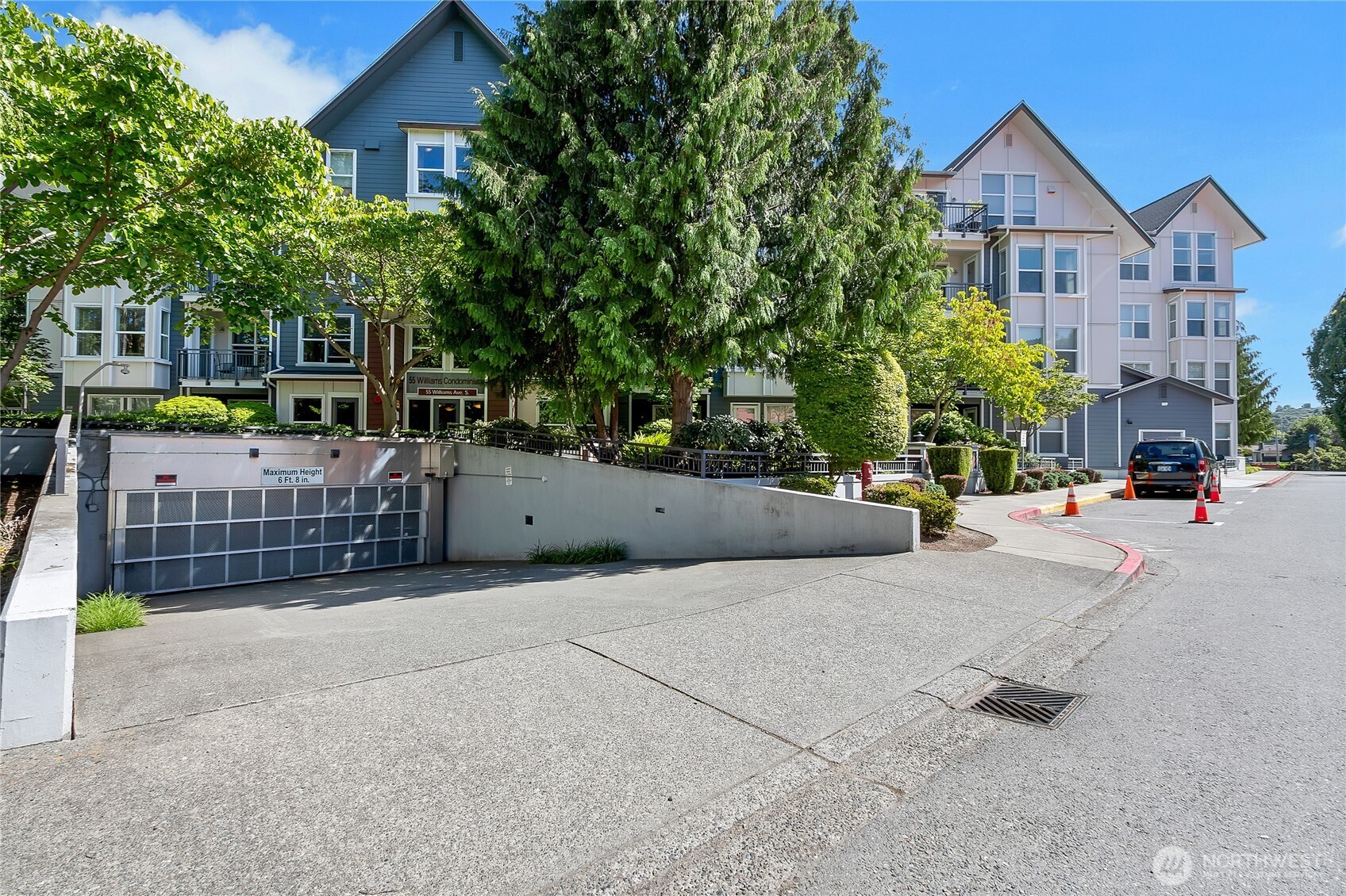 55 Williams Avenue 209 Property Photo 1