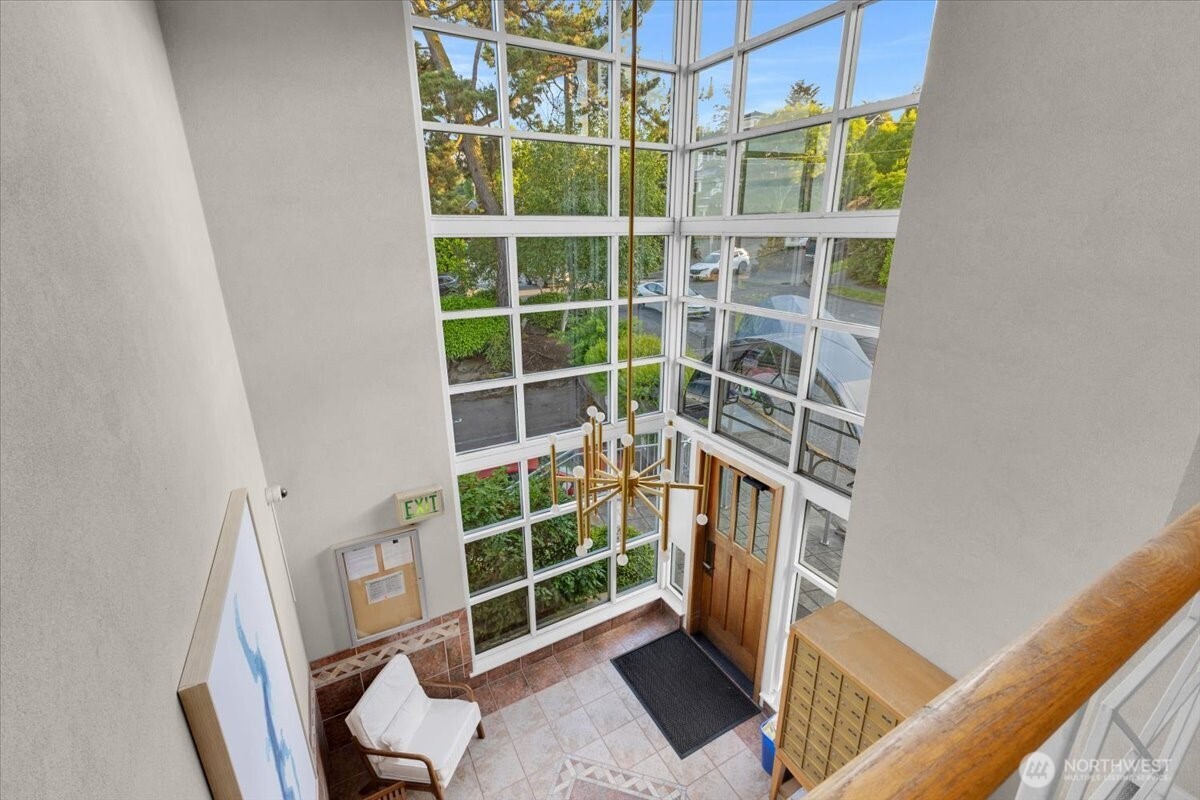720 Lakeside Avenue 406 Property Photo 23