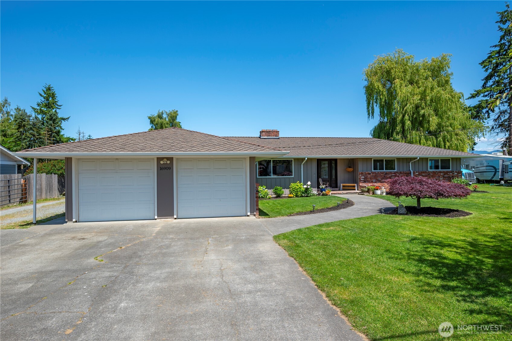 16909 Donnelly Road Property Photo 1