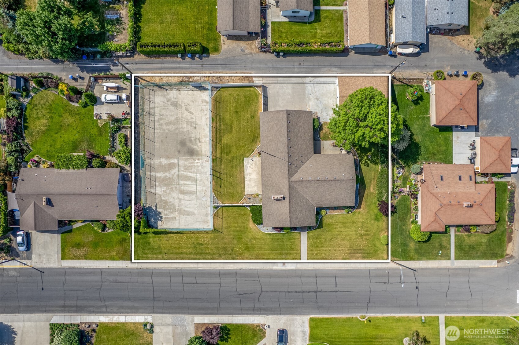 742 I Street Property Photo 2