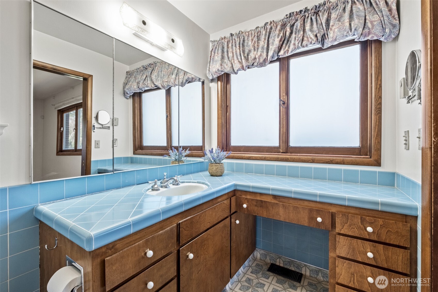 742 I Street Property Photo 14