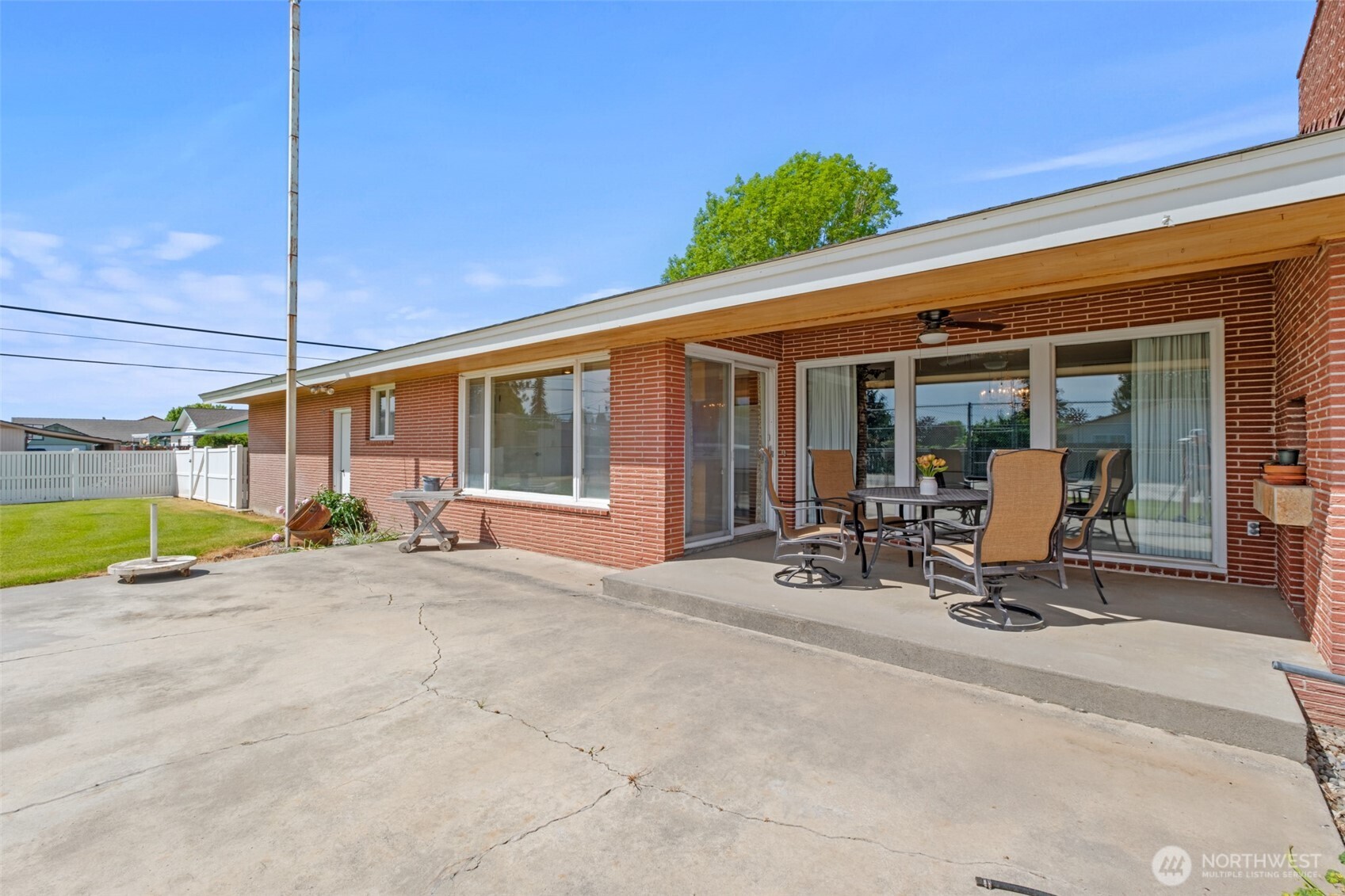 742 I Street Property Photo 25