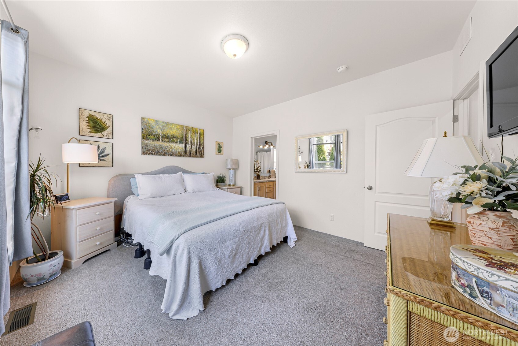 8412 Richard Way Property Photo 17