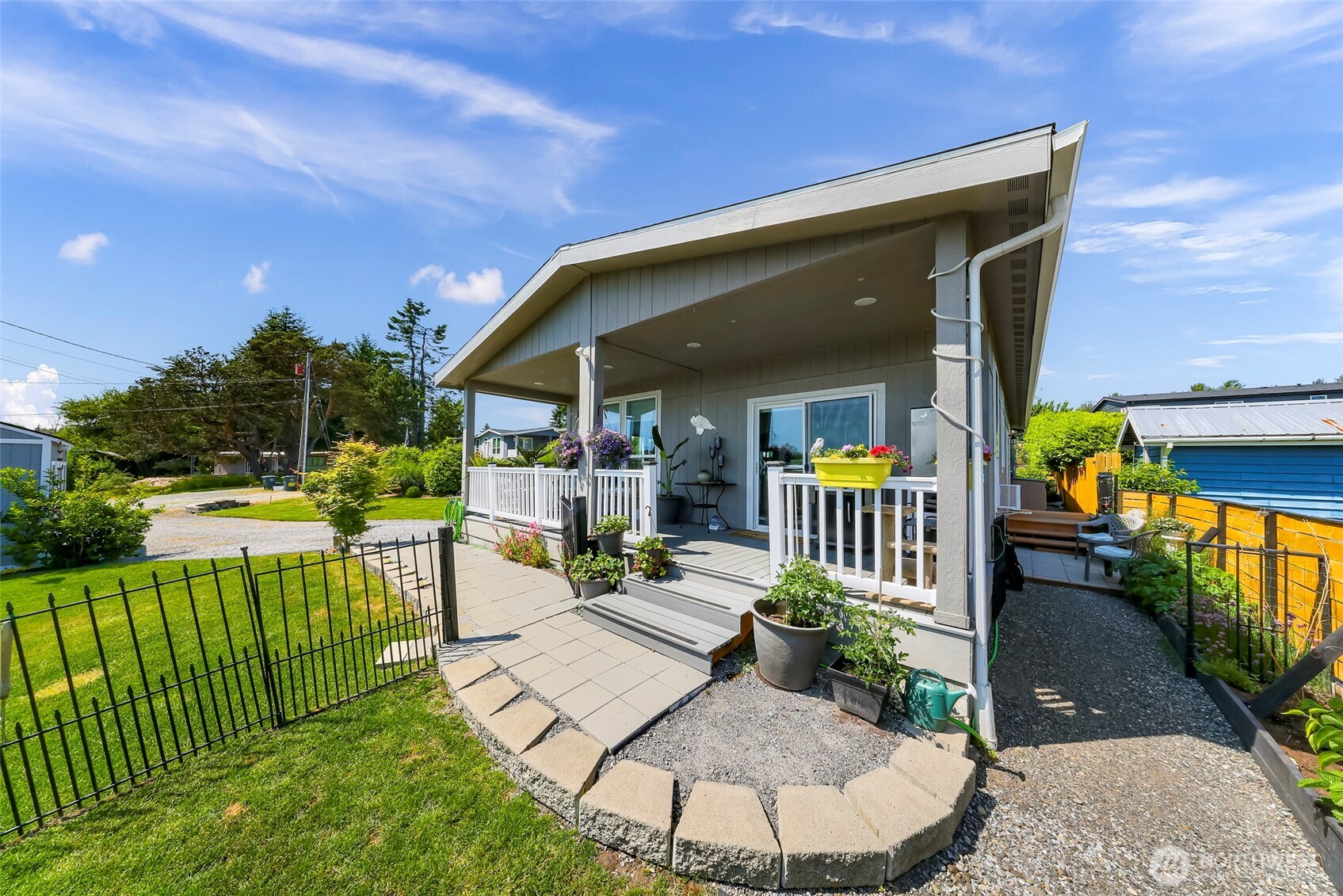 8412 Richard Way Property Photo 33