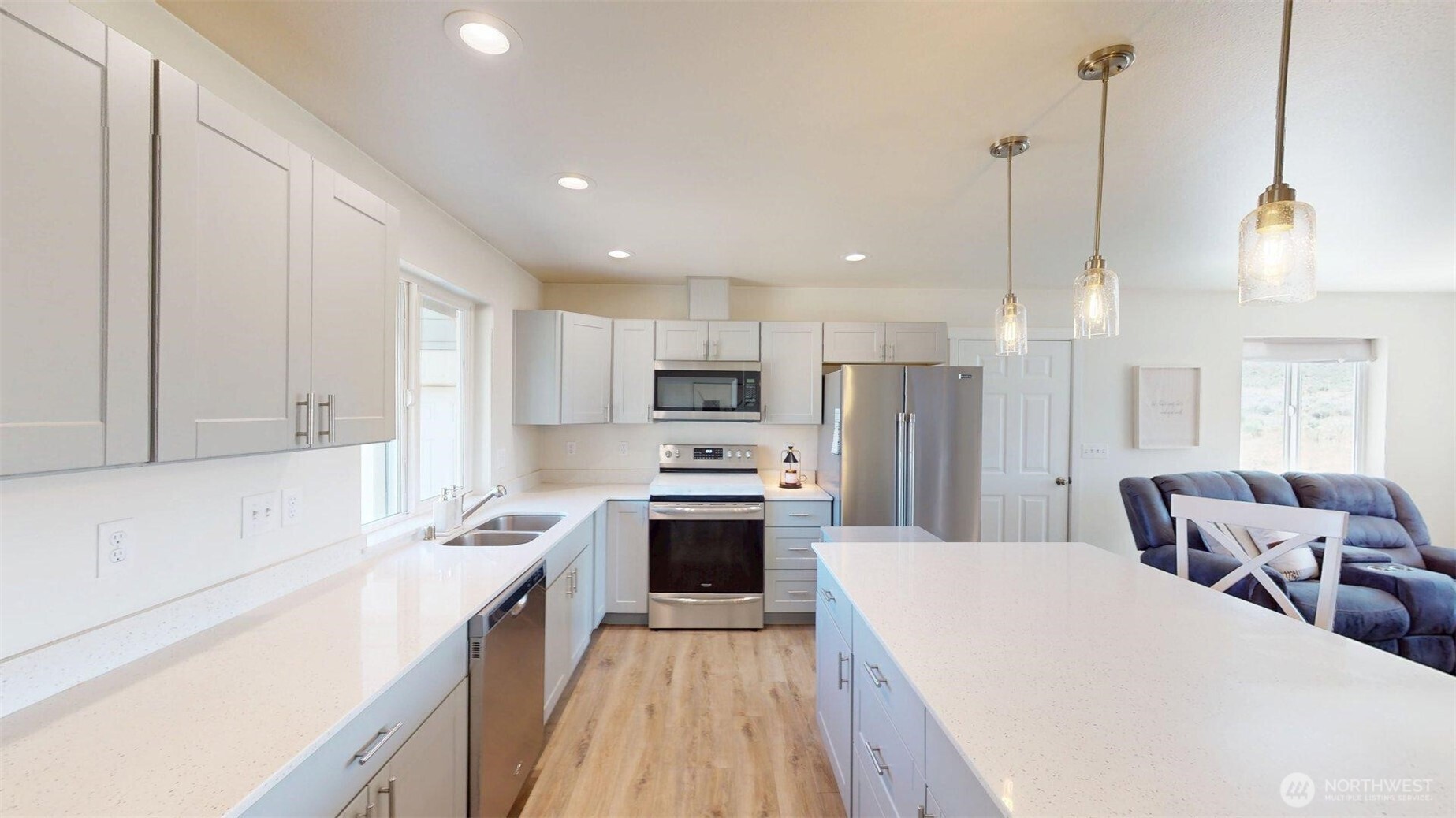 212 Hubbard Road Property Photo 11