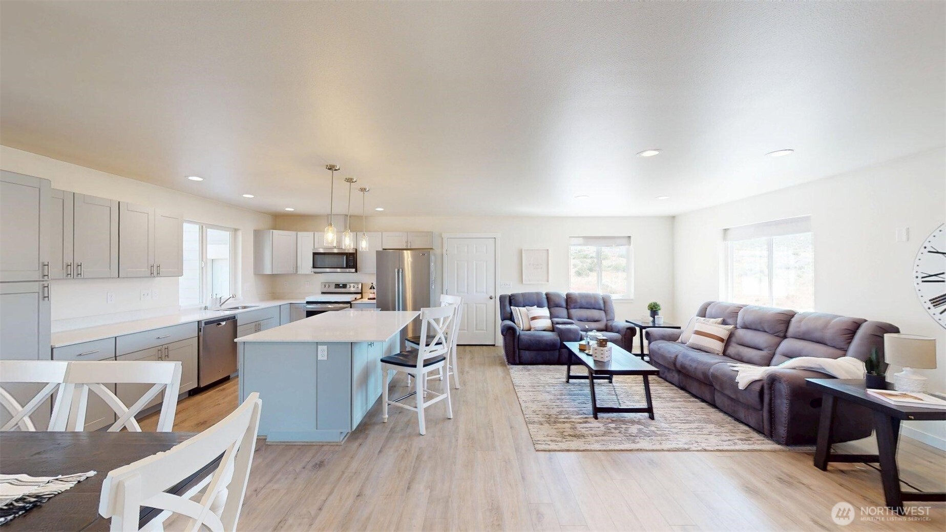 212 Hubbard Road Property Photo 14