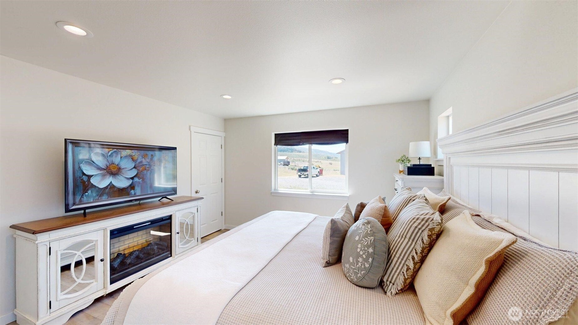 212 Hubbard Road Property Photo 24