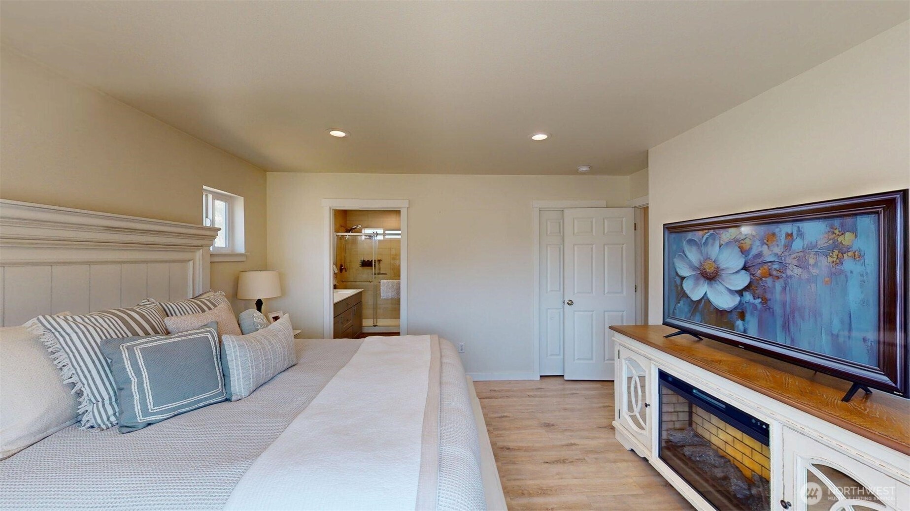 212 Hubbard Road Property Photo 25