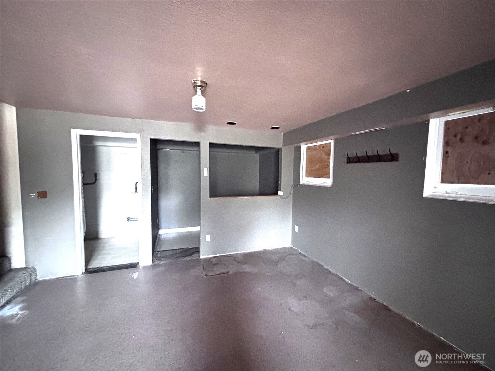 927 E Cherry Avenue Property Photo 17