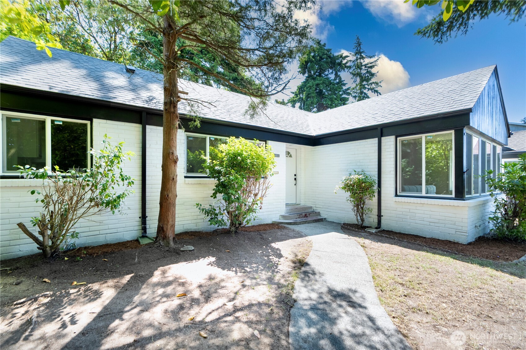 2874 30th Avenue Property Photo 1