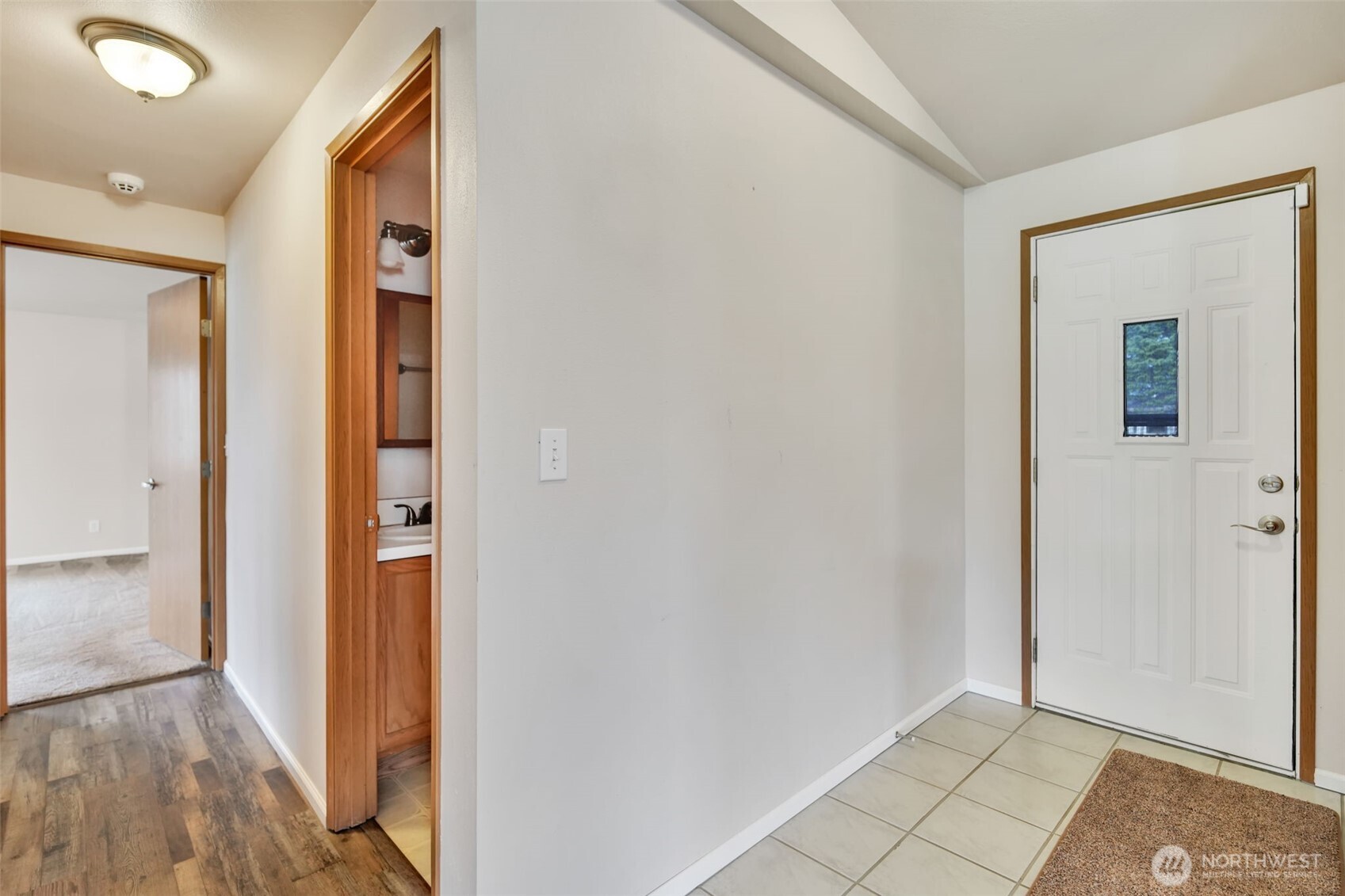 546 Canal Drive Property Photo 8