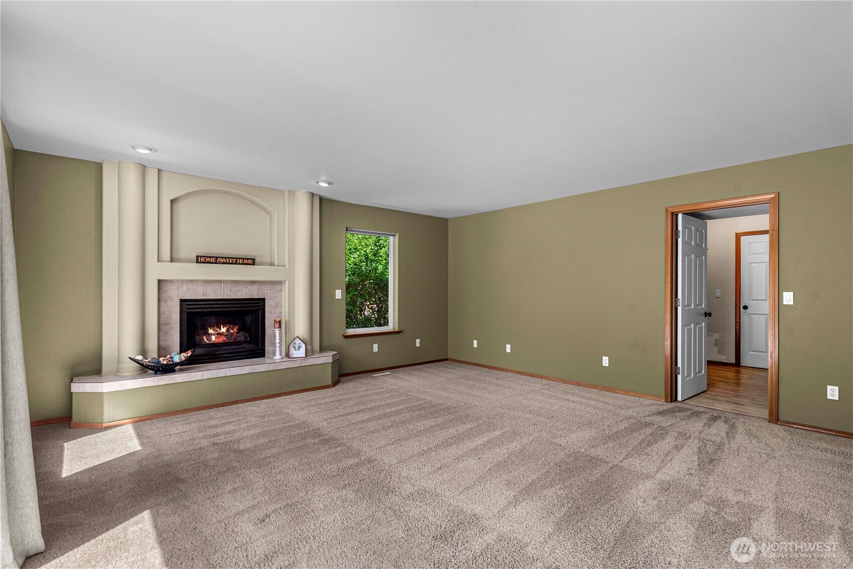 2207 Stephanie Brooke Property Photo 5