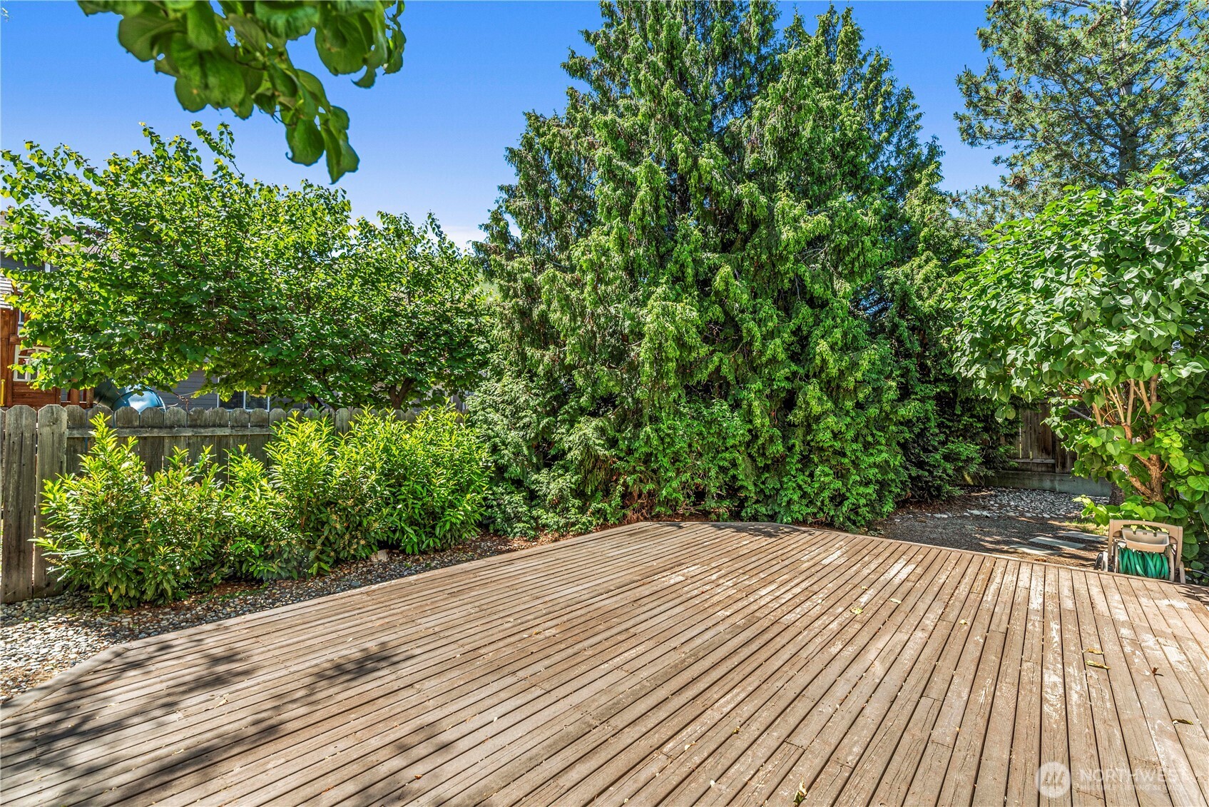 2207 Stephanie Brooke Property Photo 34