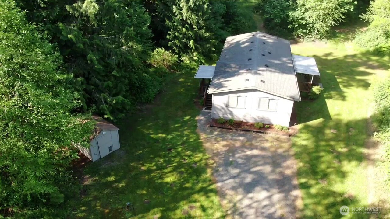 1827 35th Lane Property Photo 1