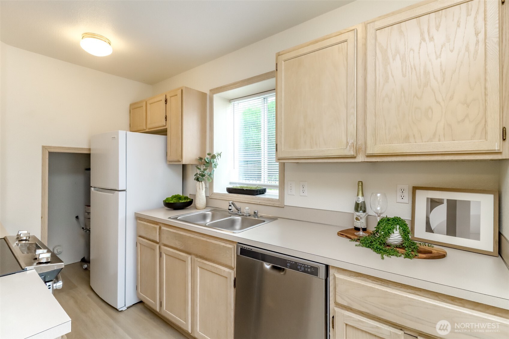 5129 Green Hills Avenue A Property Photo 16
