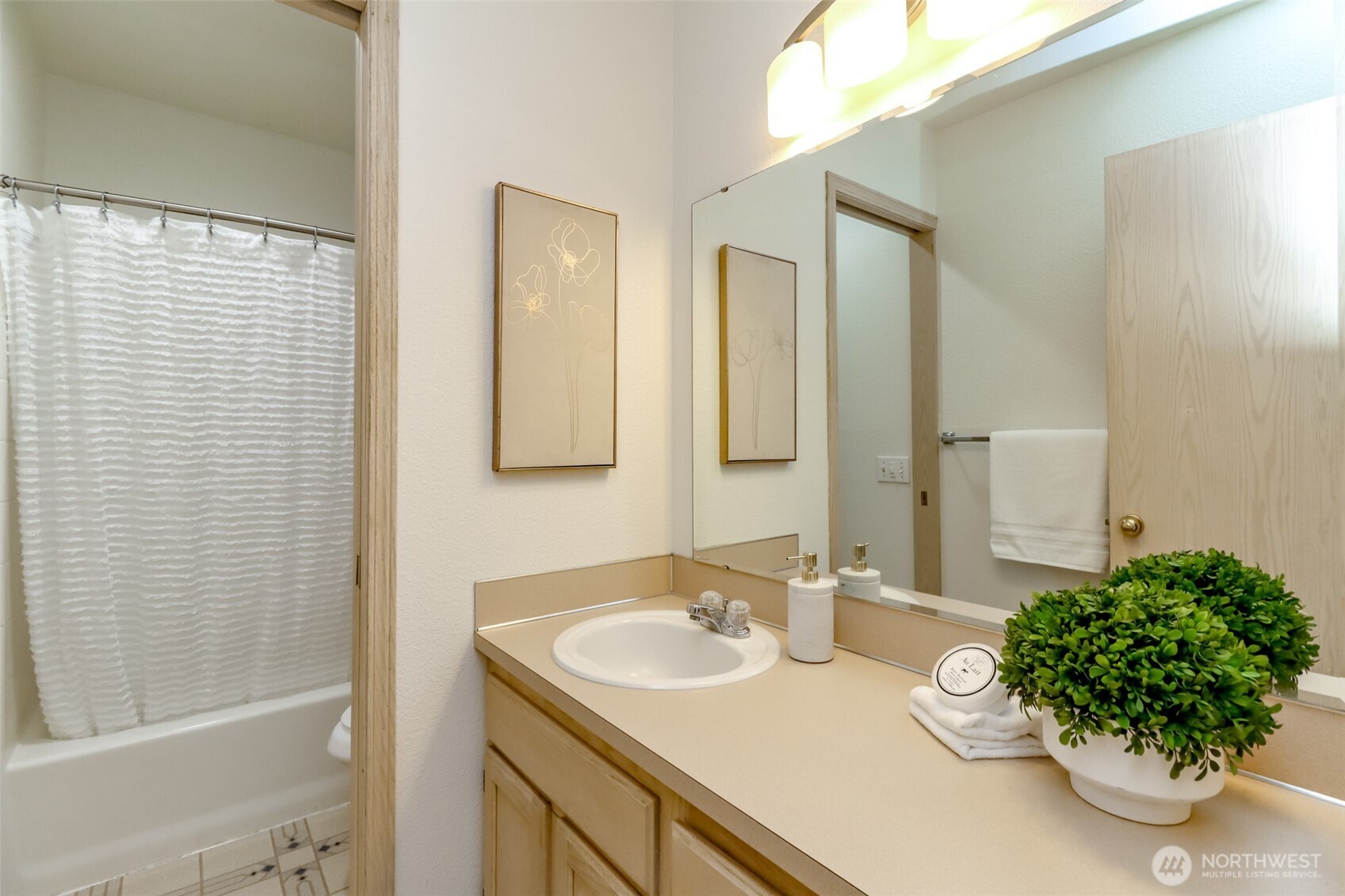 5129 Green Hills Avenue A Property Photo 24