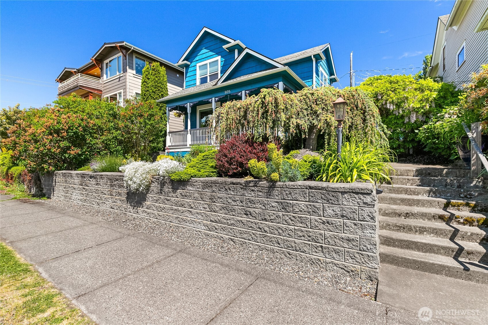 805 11th Street Property Photo 1