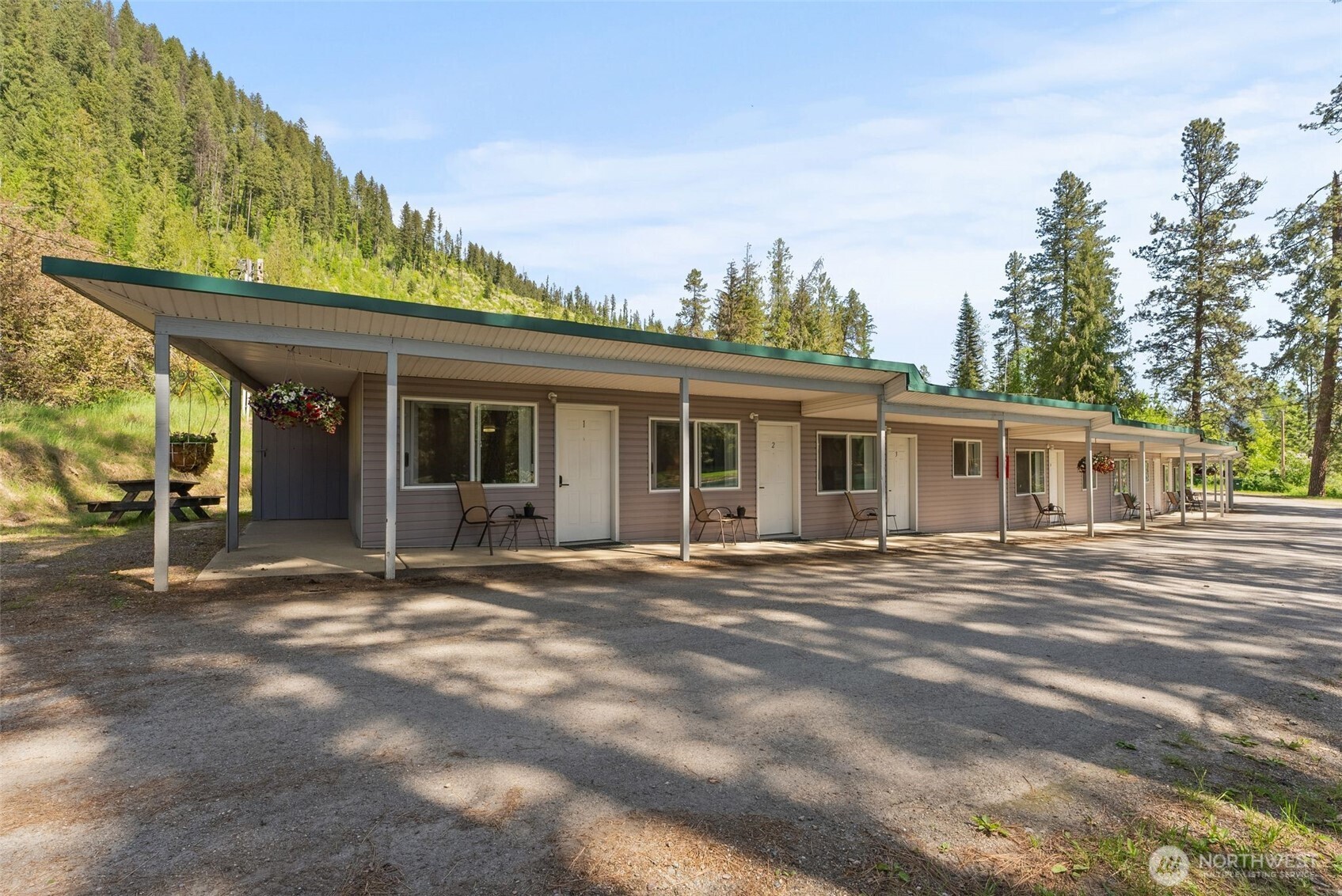 8612 Wa-31 Property Photo 2