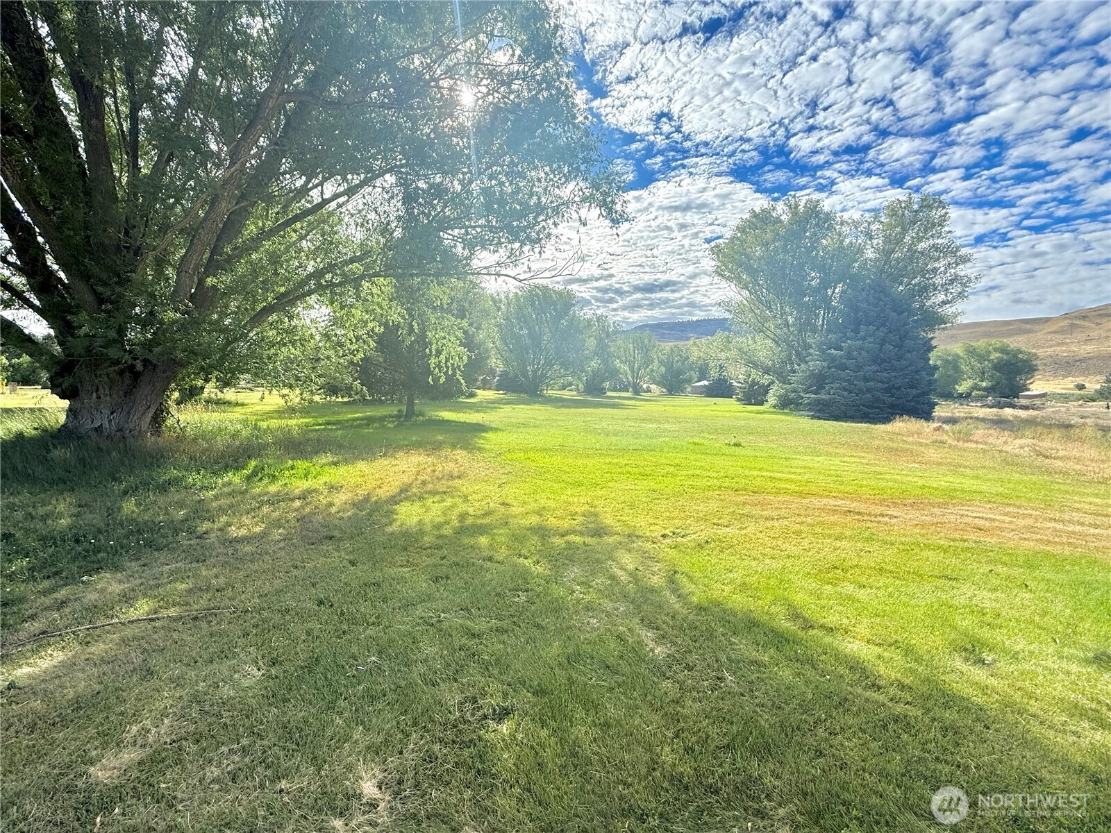 1888 Old Hwy 97 Property Photo 5