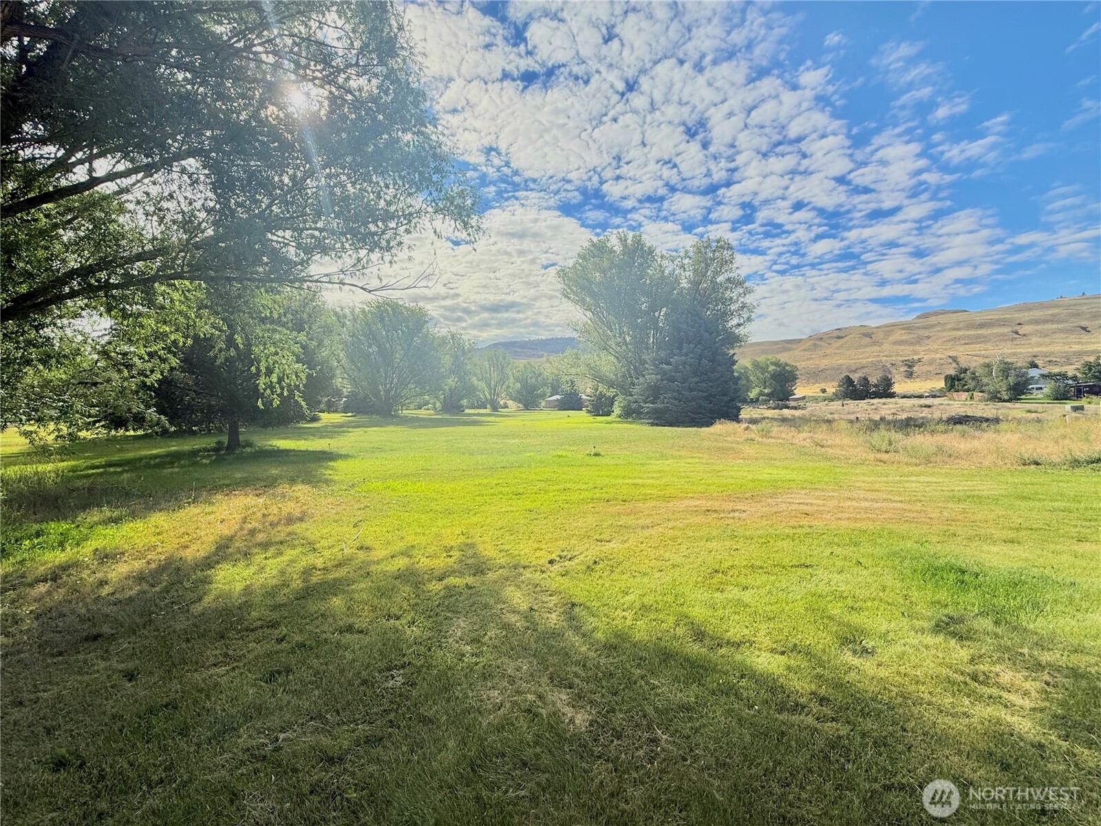 1888 Old Hwy 97 Property Photo 6