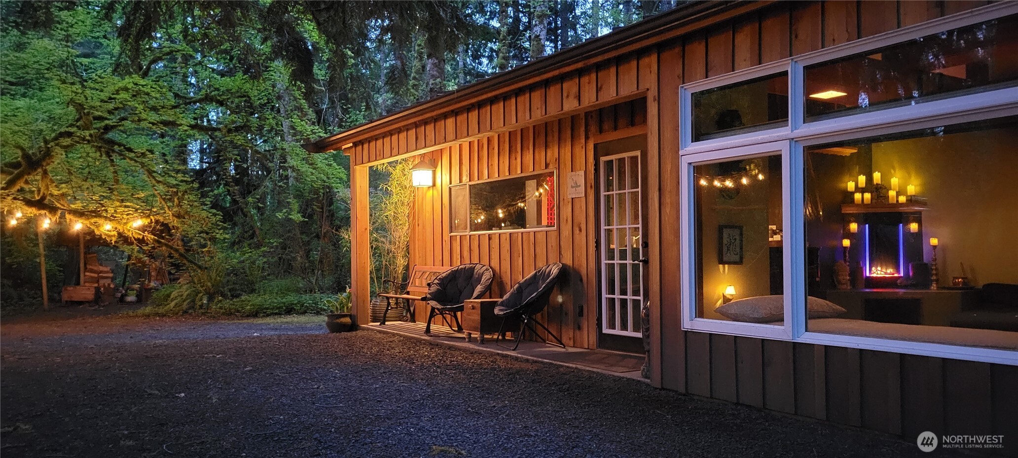 423 Lords Lake Loop Property Photo 9