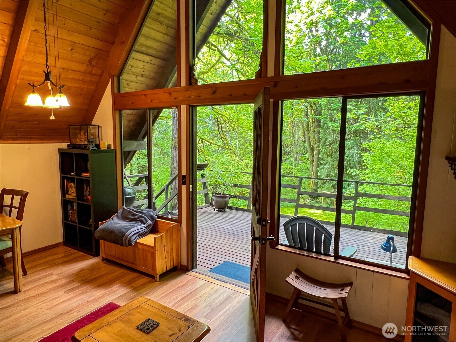 423 Lords Lake Loop Property Photo 17