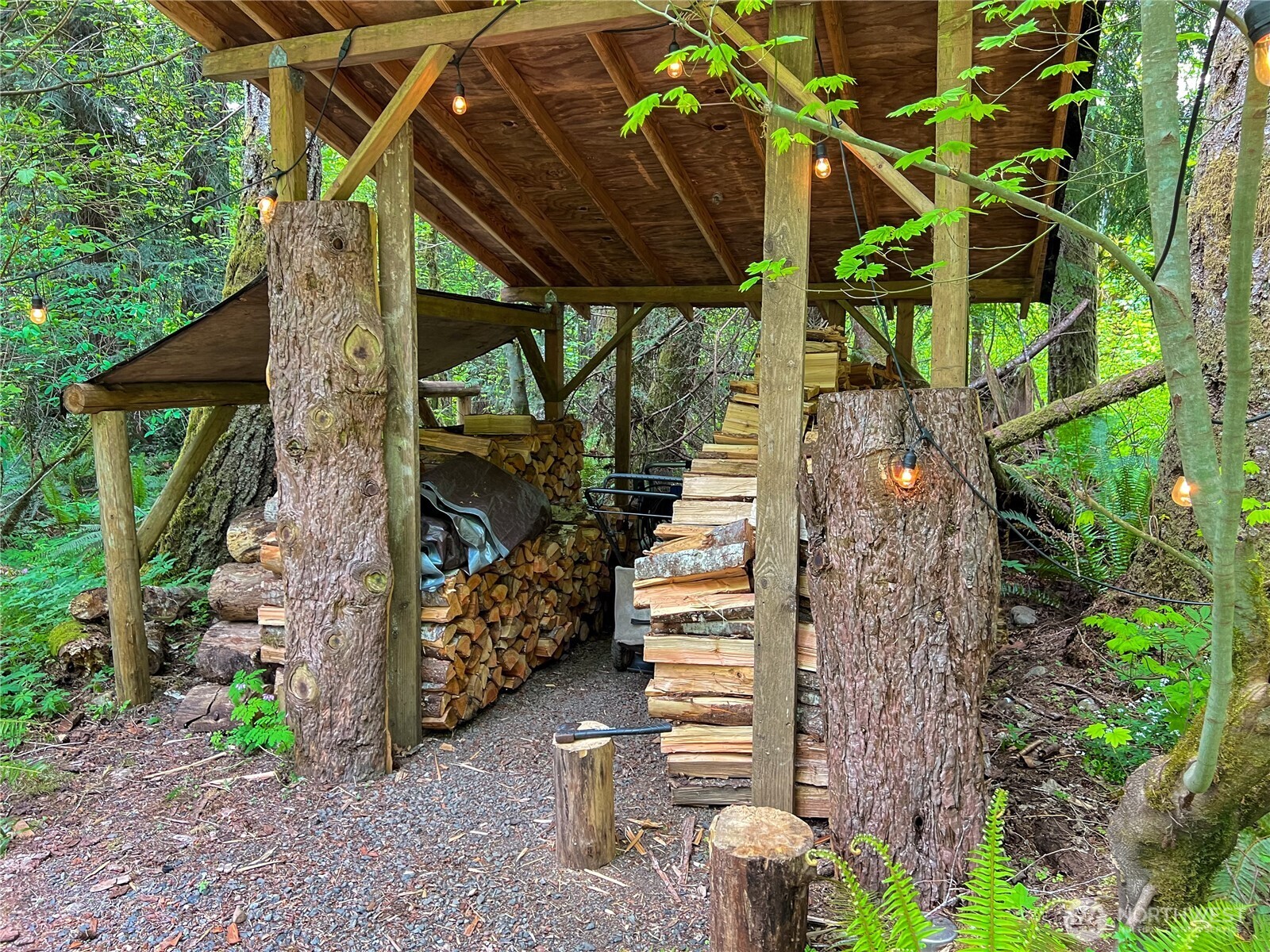 423 Lords Lake Loop Property Photo 34