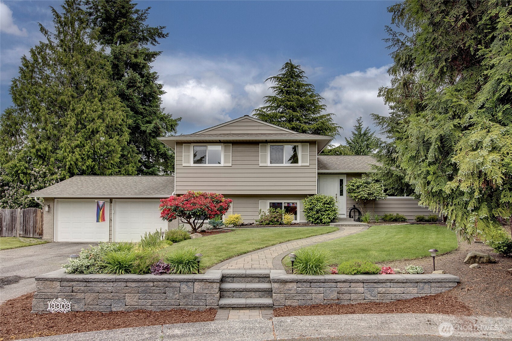 13303 53rd Avenue Property Photo 1