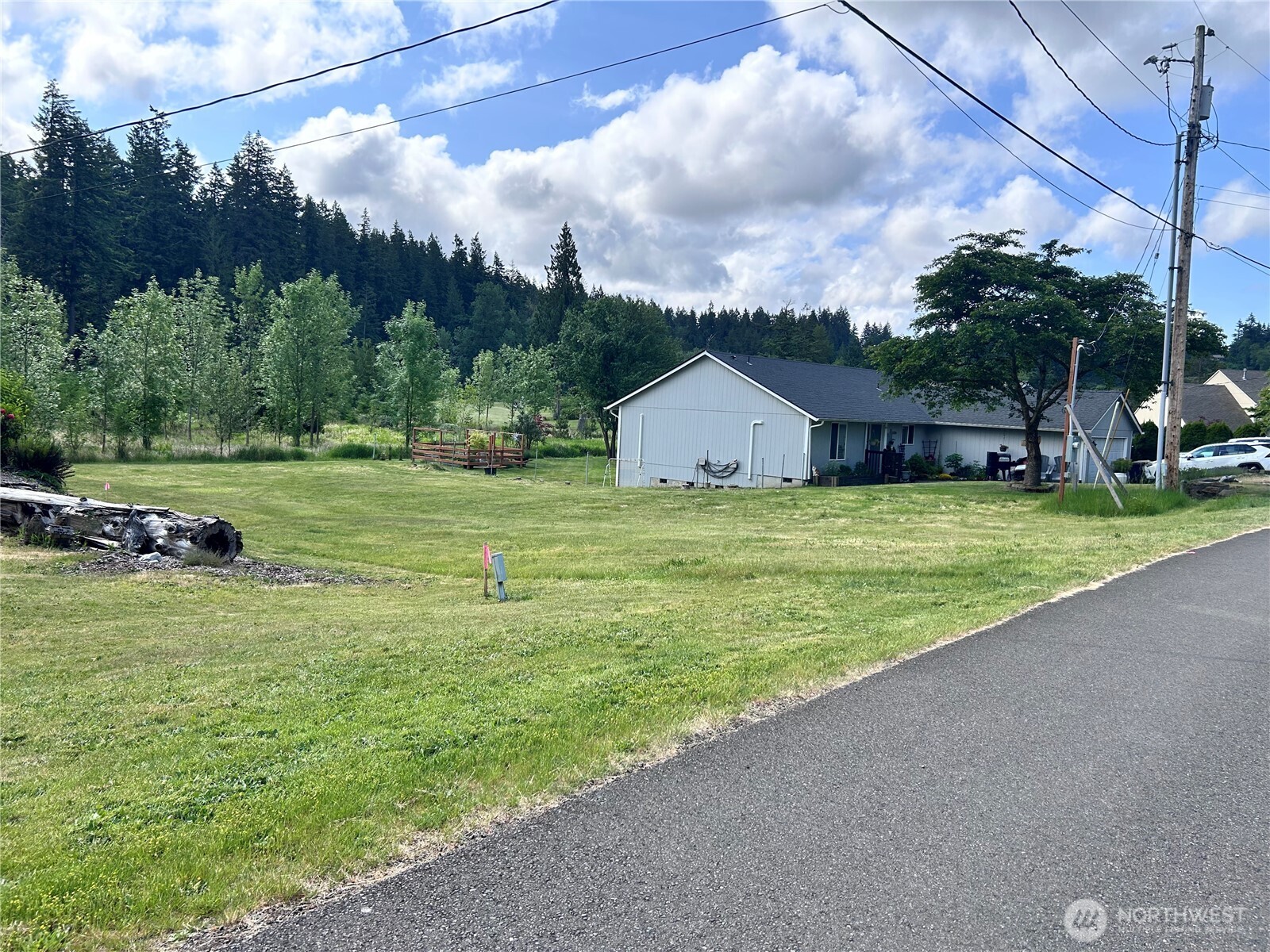 12122 Scott Creek Loop Property Photo 2